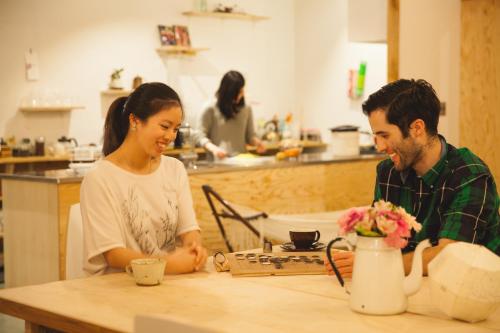 공용 라운지/TV 시청 구역, 게스트 하우스 마루야 (Guest House MARUYA) in 센트럴 아타미