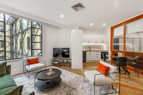 Stunning 1BR Apt in Heritage Hotel by Zodiak Stays, Auckland (Foto 6)