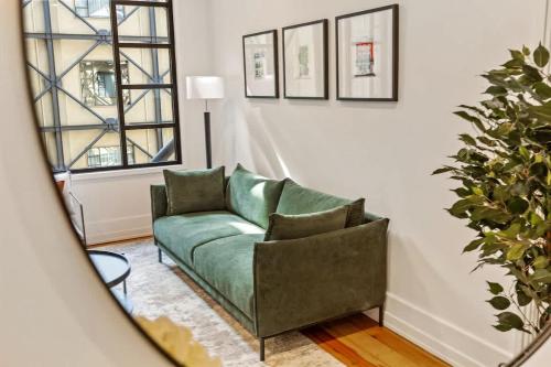 Stunning 1BR Apt in Heritage Hotel by Zodiak Stays, Auckland (Foto 11)