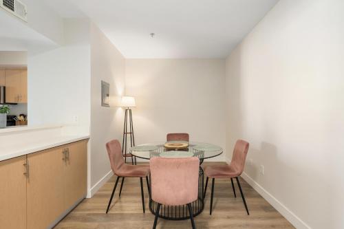 The Blossom-Modern 1BR Getaway in Marina Walk to Water&Restaurants, Los Angeles (zdjęcie 5)