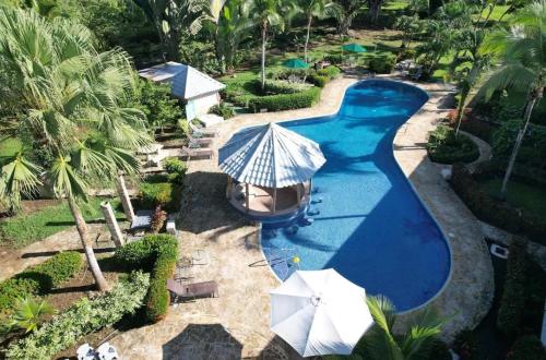 Casa del Sol - Poolside Villa – khách sạn tại Damas