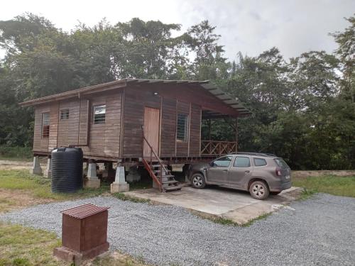 Palavas la crique in Saint-Laurent-du-Maroni