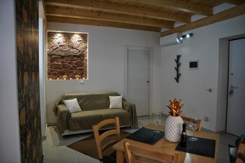 Home 3124, Catania (foto 6)