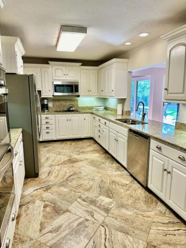 Turn the Page - Village of Pinehurst 3BR Getaway in Pinehurst (NC)