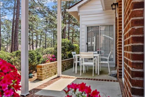 Pinehurst Manor 2BR Townhome in Pinehurst
