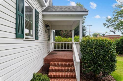 Downtown Village of Pinehurst 2BR 2BA in 松林市