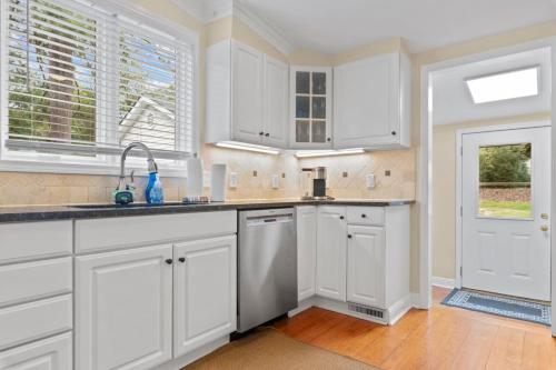 Downtown Village of Pinehurst 2BR 2BA in 松林市
