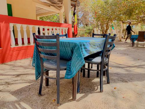 Kuba Lodge in Gunjur