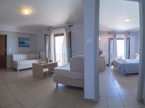  Thanos Village in Gialova