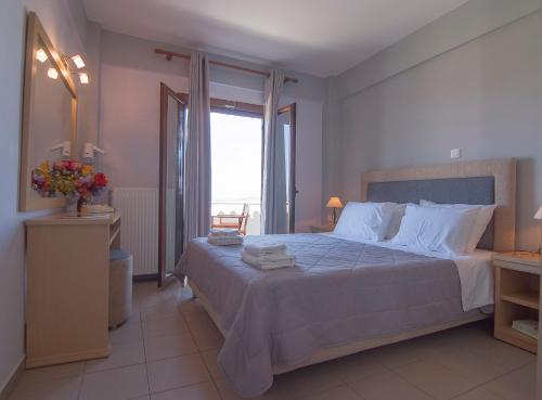  Thanos Village in Gialova