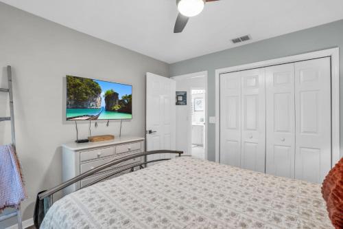 Charming Home With Large Lanai in Lakeside of Naples