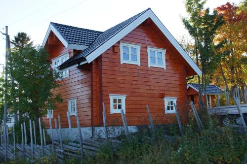 Aaroybukt Guesthouse - Location saisonnière - Årøybukta