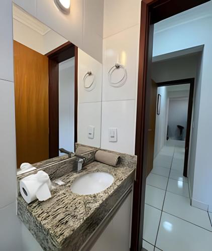 205-AP próx Unipam e Parque Expo-AR-Garagem-Suite