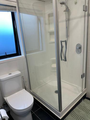 Waterfront studio unit near Auckland Airport, Auckland (Foto 7)