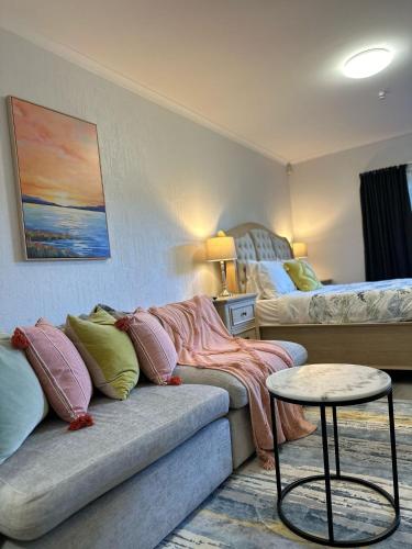 Waterfront studio unit near Auckland Airport, Auckland (Foto 10)