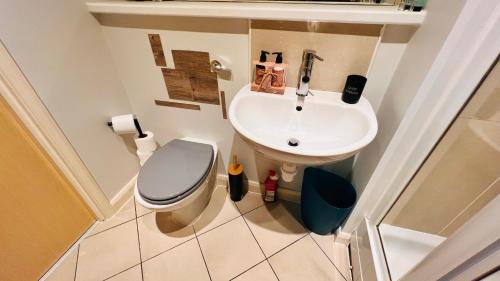 2BR City Centre Skyline Apt - Free secure parking, Birmingham (Foto 11)