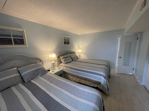 Two-Bedroom Apartment image 3