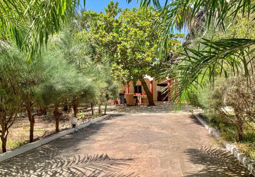 Kuba Lodge in Gunjur