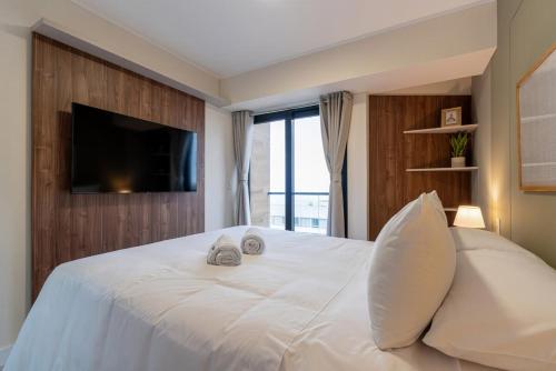 Almond 1BR by Geko