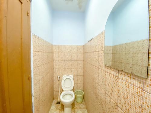 Standard Double Room image 10