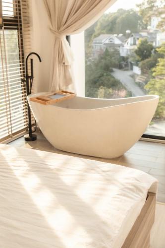 THE ARIX House & Studio