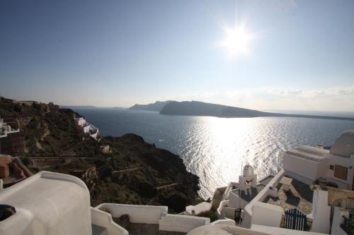 Fotinos Houses - image 4