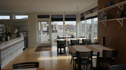 Lunds Hotel - image 14