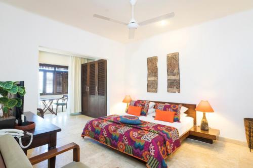 Three-Bedroom Apartment (2 bathrooms) image 5