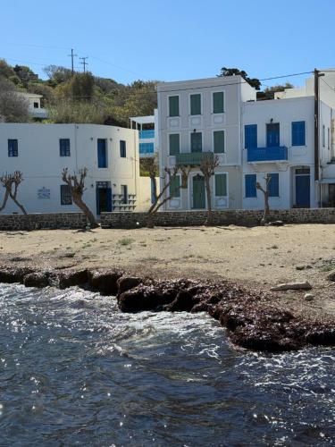 Home on the beach Vastadi in Mandraki (Nisiros)