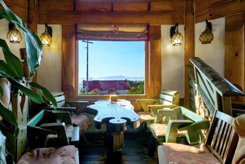 Ganghwa Seokmodo Sunset House in Seongmodo