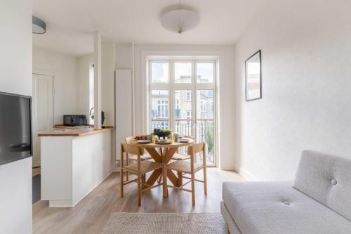  Cozy & Bright Apartment in Peaceful Area in Kopenhagen