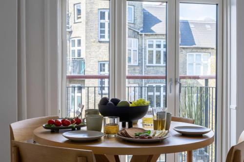 Cozy & Bright Flat in Peaceful Area Cozy & Bright Flat in Peaceful Area