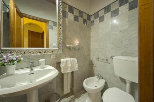 Two-Bedroom Apartment image 9