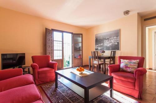 Apartamentos RG Conde de Ibarra con GARAJE, Sevilla