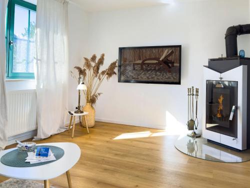 One-Bedroom Apartment with Balcony