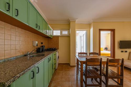 Apartment with Garden View