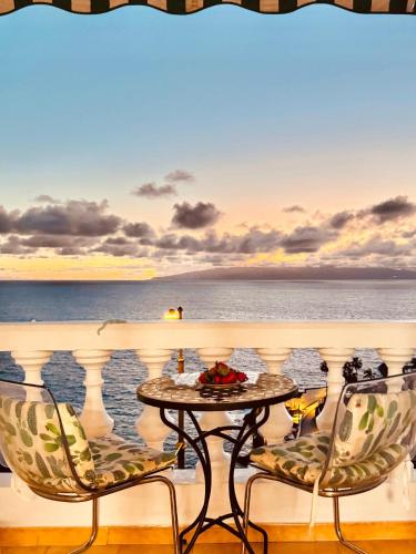 Sunset apartment, Tenerife