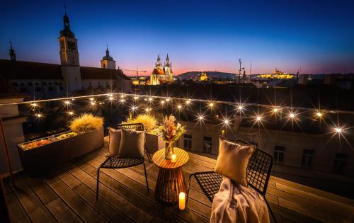 Billionaires Boutique Residence & Premium Suites Old Town - image 12