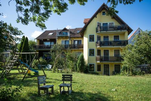 Hotel Reiterhof-Altmuhlsee - 숙소 외관