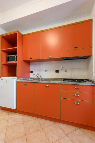 Crosti Apartments - image 9