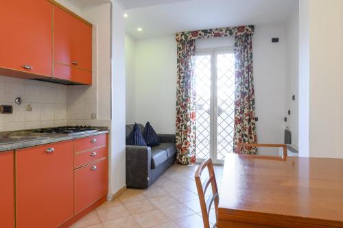 Crosti Apartments - image 6
