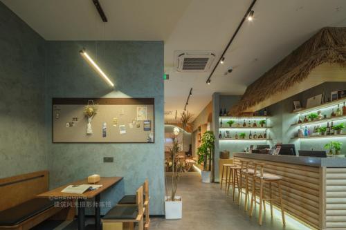 Demba Inn- Shanghai  Yuyuan Garden The bund store in People Square and South Bund Huangpu