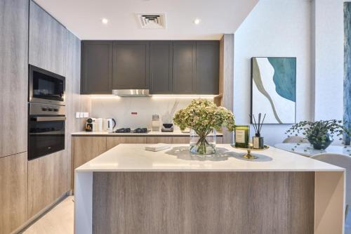 Chic-1broxford Terrace 2 Luxuriously Furnished, Dubai (Foto 7)