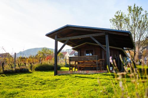 Ubytování v sudu - Vinařství Pod hradem (Ubytovani v sudu - Vinarstvi Pod hradem) in Klentnice U Mikulova