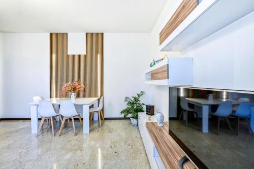 App 106m2 2letti matrimoniali e divano letto, box free - LA CASA VERDE - Milano Fiera Rho Como Saronno MXP Ceriano laghetto