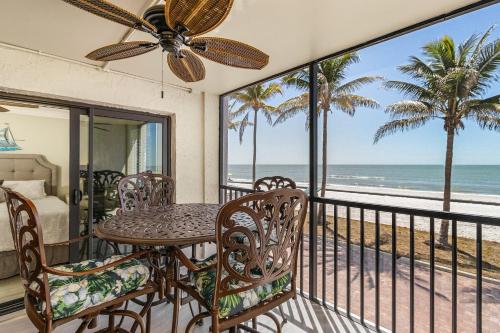 Seaside 108- Oceanview 2BR 2BA Condo with Pool, Steps to Beach condo