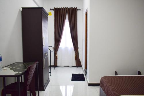 Deluxe Double Room image 4