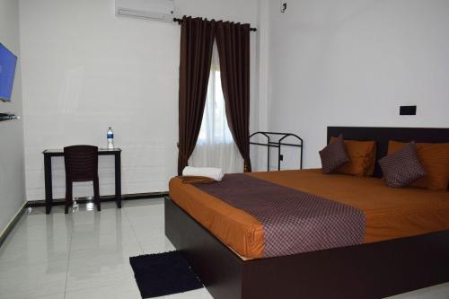 Deluxe Family Room image 5