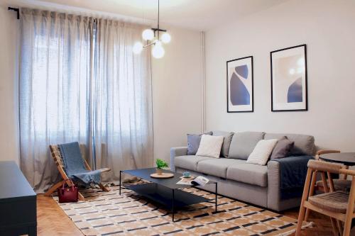 Bright and Cozy 1BDR Apartment-TOP location