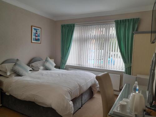 The Rosscourt-Adults Only - image 3